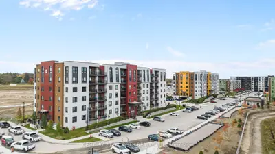 Condo Apartment in Barrie