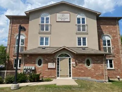Condo Apartment in Barrie