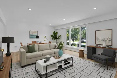 571 High Street, Orillia, On L3v 4y2