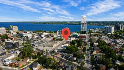 66 Maple Avenue 102, Barrie, On L4n 1r8
