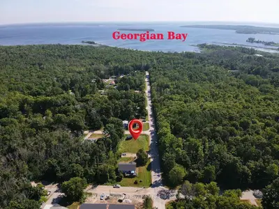 440 David Avenue, Tay, On L0k 1r0