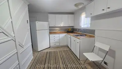 241 John Street, Orillia, On L3v 3h8