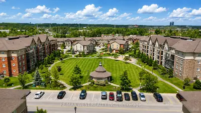 41 Ferndale Drive S 110, Barrie, On L4n 5t6
