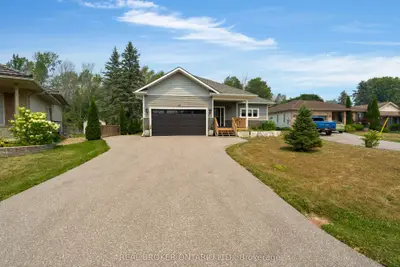 46 Brick Pond Road, Severn, On L0k 1e0