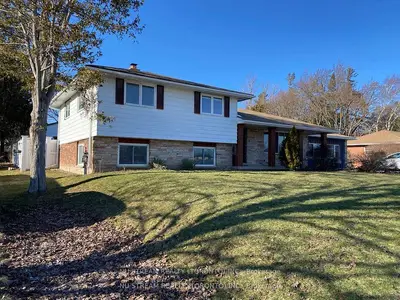 552 Big Bay Point Road, Barrie, On L4n 3z5