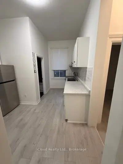 Semi-Detached in Barrie