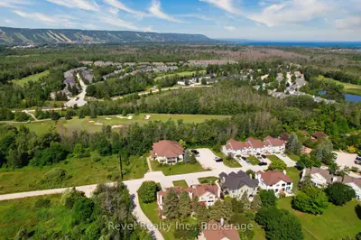 173 VACATION INN Drive, Collingwood, ON L9Y 5G4