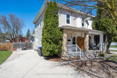 Semi-Detached in Collingwood