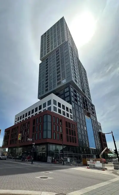 Condo Apartment in Barrie