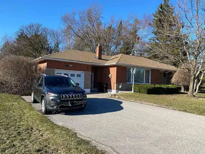 556 Big Bay Point Road, Barrie, On L4n 3z5