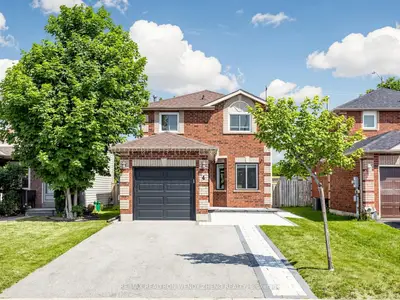 Detached in Barrie