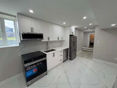 218 Mapleside Drive Lower Unit, Wasaga Beach, On L9z 0a5