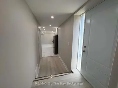218 Mapleside Drive Lower Unit, Wasaga Beach, On L9z 0a5