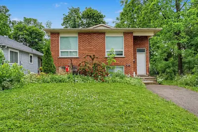 Detached in Barrie