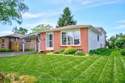 Detached in Midland