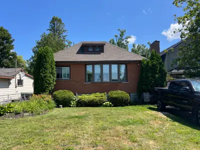 Detached in Oro-Medonte