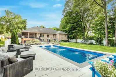 37 Paddy Dunns Circle, Springwater, On L4m 6l9