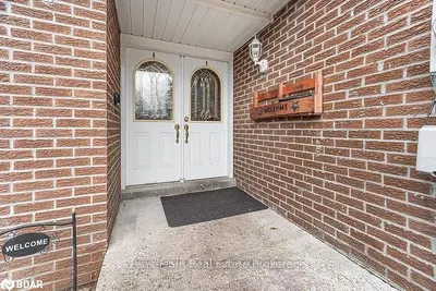 7 Rosedale Place Upper Unit, Barrie, On L4m 5e7