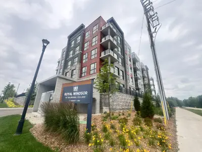 Condo Apartment in Collingwood