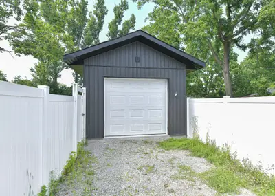 26 South Street S, Orillia, On L3v 3s9