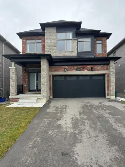 Detached in Barrie