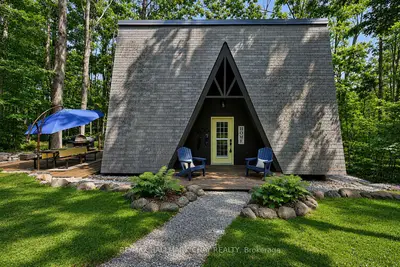 Detached in Oro-Medonte
