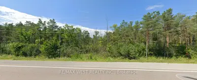 15349 On-12 Highway, Tay, On L0k 1r0