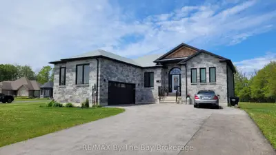16 Walnut Drive, Wasaga Beach, On L9z 0a9