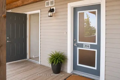 10 Brandy Lane Drive 204, Collingwood, On L9y 0x4