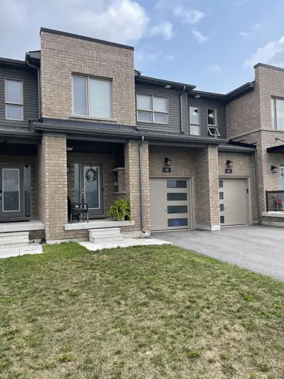 Att/Row/Townhouse in Barrie