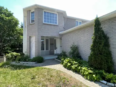 11 Orwell Crescent Main, Barrie, On L4n 6n3