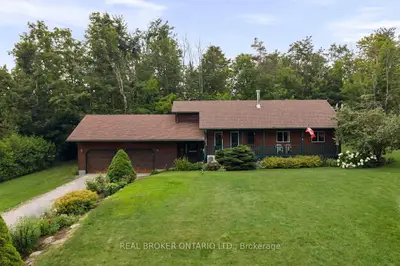 Detached in Oro-Medonte
