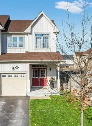 Att/Row/Townhouse in Barrie
