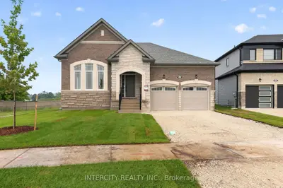 38 Legacy Circle, Wasaga Beach, On L9z 0m5