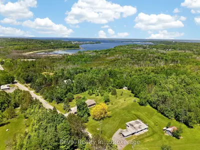 2391 Rumney Road, Tay, On L4r 4k3