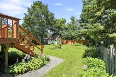 364 Mary Street, Orillia, On L3v 3g3