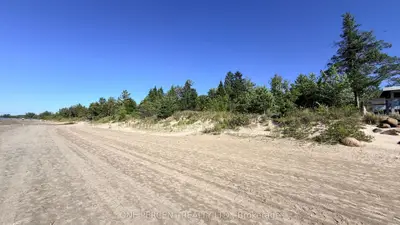 1554 Shore Lane, Wasaga Beach, On L9z 1w3