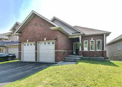 Detached in Orillia