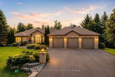Detached in Oro-Medonte