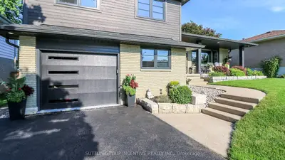 40 VARDEN Avenue, Barrie, ON L4M 4P1