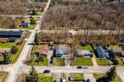 461 Barnes Avenue, Tay, On L0k 1r0