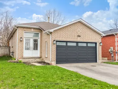 216 MAPLETON Avenue, Barrie, ON L4N 8T3