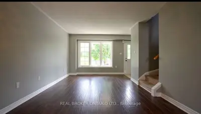 176 Thrushwood Drive, Barrie, On L4n 0z1