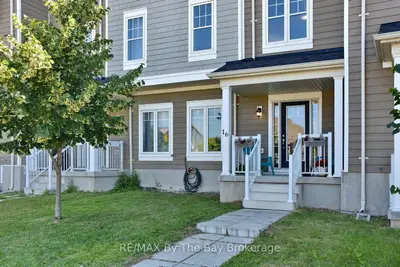 16 Village Gate Drive, Wasaga Beach, On L9z 0j7