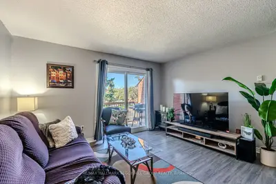 167 Edgehill Drive E9, Barrie, On L4n 1l9