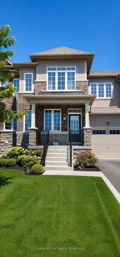 Att/Row/Townhouse in Wasaga Beach