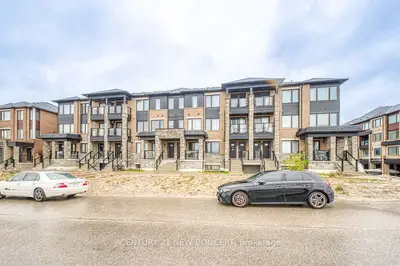 32 Magnolia Lane, Barrie, On L9j 0n9