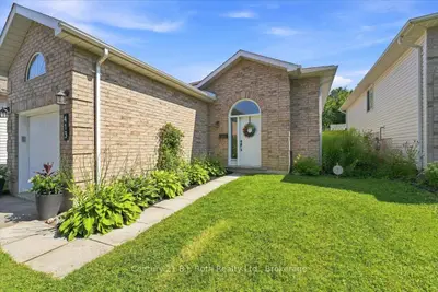 413 IRWIN Street, Midland, ON L4R 2V6