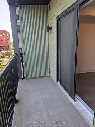 Condo Apartment in Barrie