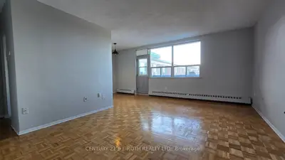 98 Holgate Street 401, Barrie, On L4n 2t9